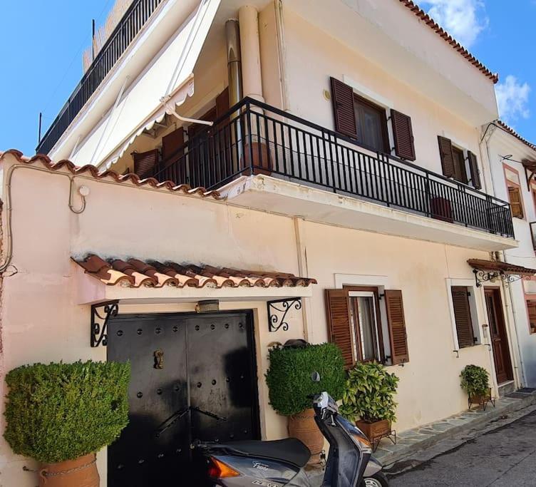 'Ηδιστον,Delphi Apartment Luaran gambar